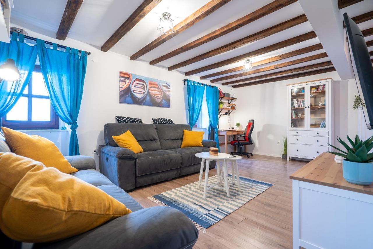 House Nova